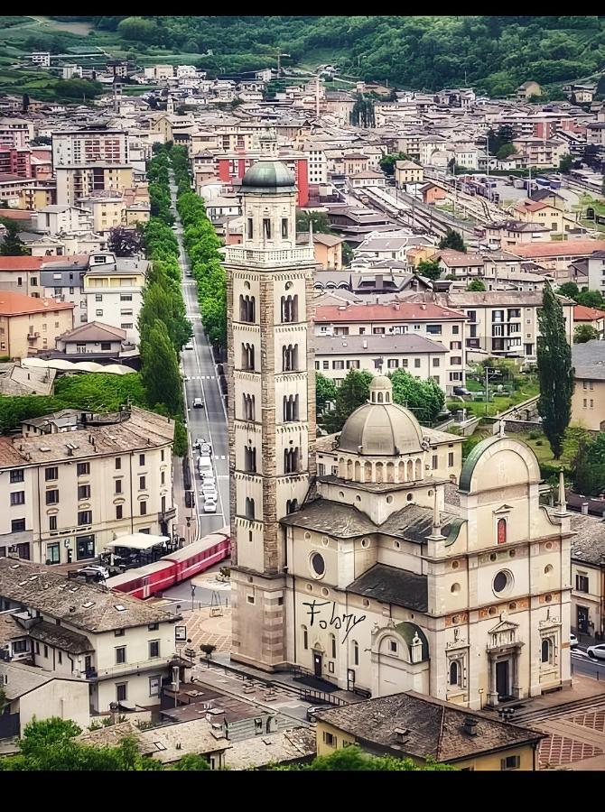 Residenza Basilica Apartman Tirano Kültér fotó